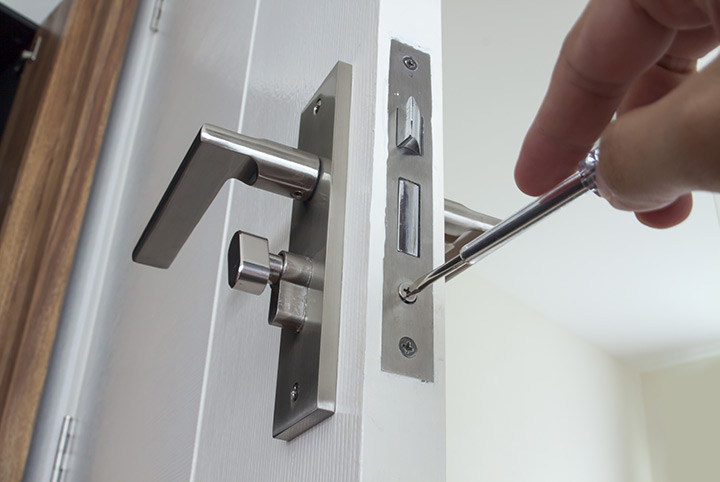 Our local locksmiths are able to repair and install door locks for properties in Horsforth and the local area.
